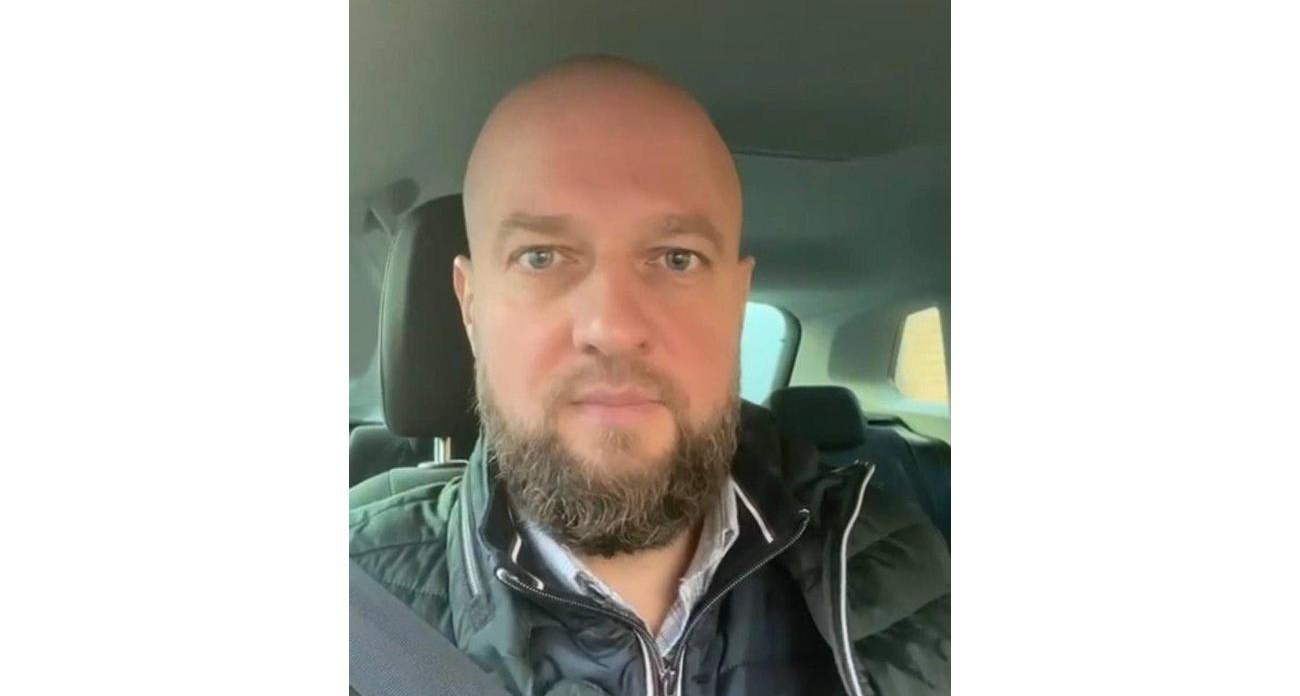 Мэр Курска лично устанавливал полусферы у школы — автомобилисты их убрали