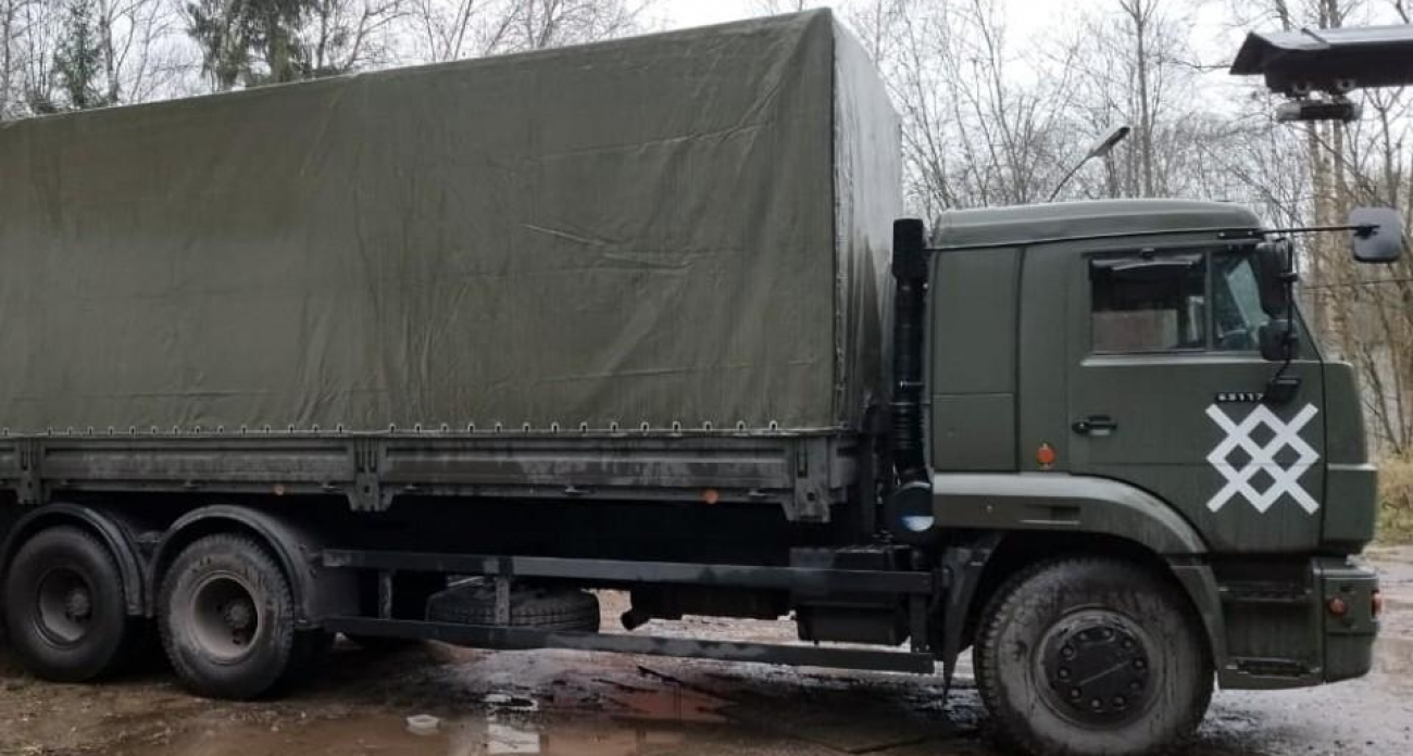 КамАЗ с холодильниками и бронежилетами: ружане отправили танкистам груз по их заявкам