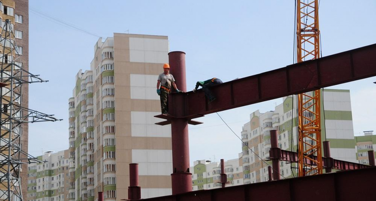 Десятки тысяч курских семей без крова: почему сертификаты на жилье застряли из-за недостроев и долевой собственности