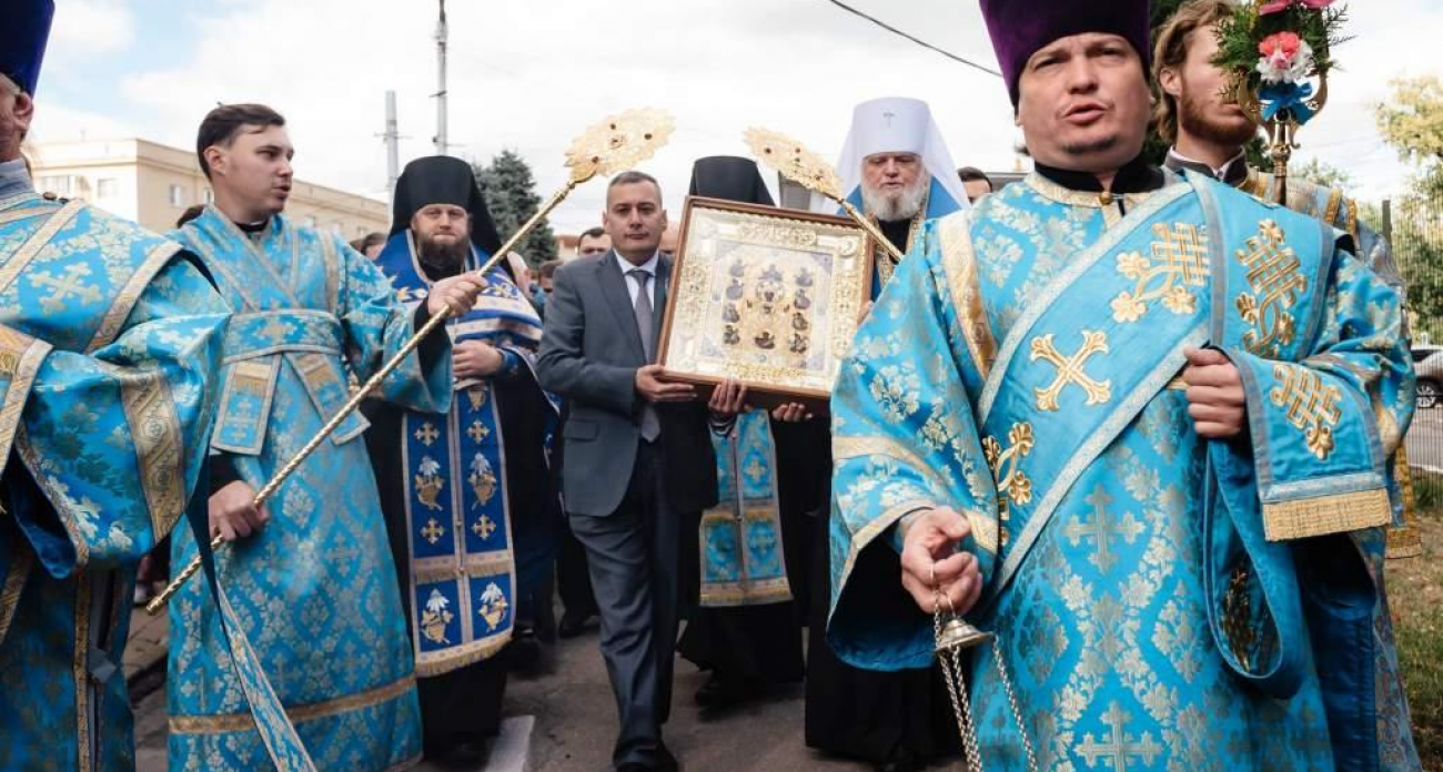 «Господь управит»: Хинштейн мечтает прикоснуться к Курской иконе после COVID и «событий»