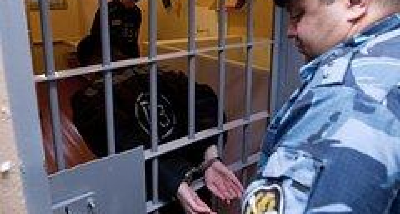 Бросил гранату в подвал с мирными жителями: украинский боевик получил пожизненный срок в Курске