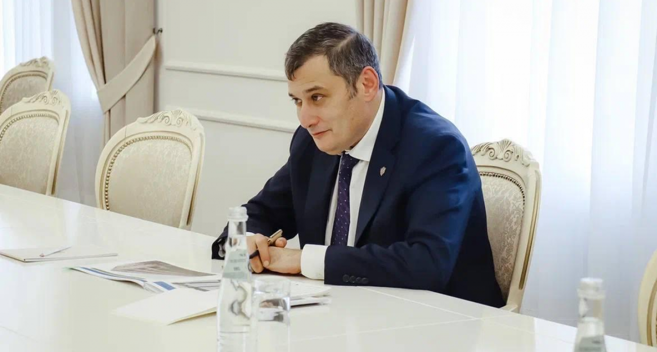 Курское минстрой заберёт у мэрии контроль над стройками с 2026 года — на фоне массовых сокращений чиновников