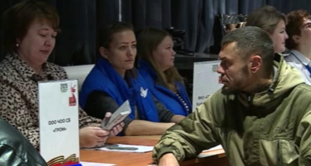 Курск открыл ярмарку вакансий для раненых бойцов и их семей