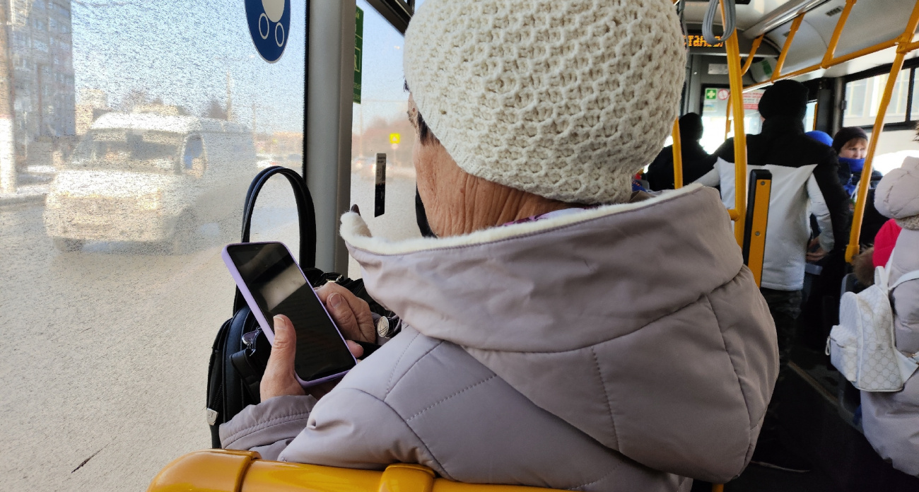 Куряне уже третий день жалуются на мобильный интернет