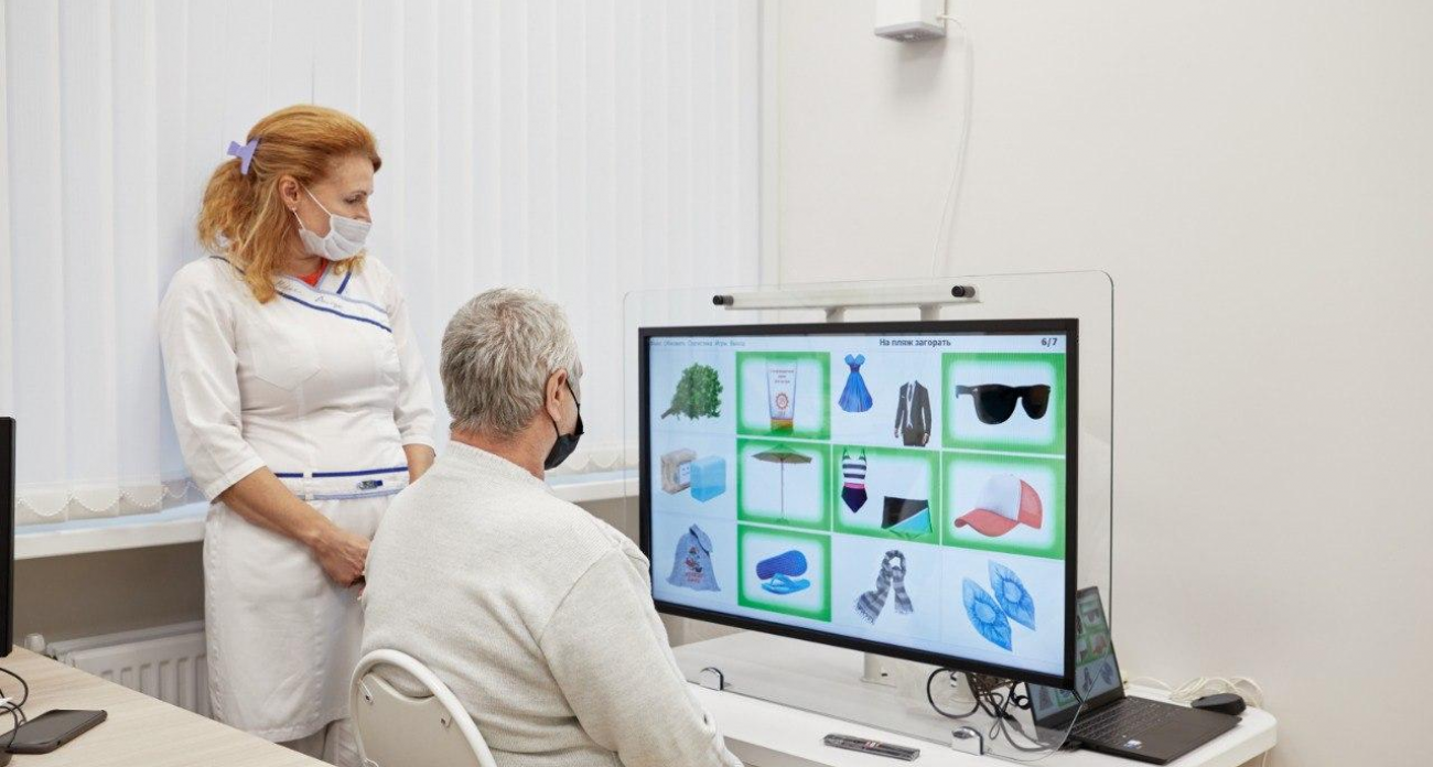 Курск проверит жалобы на запись к врачам и переменит главу аптечной сети