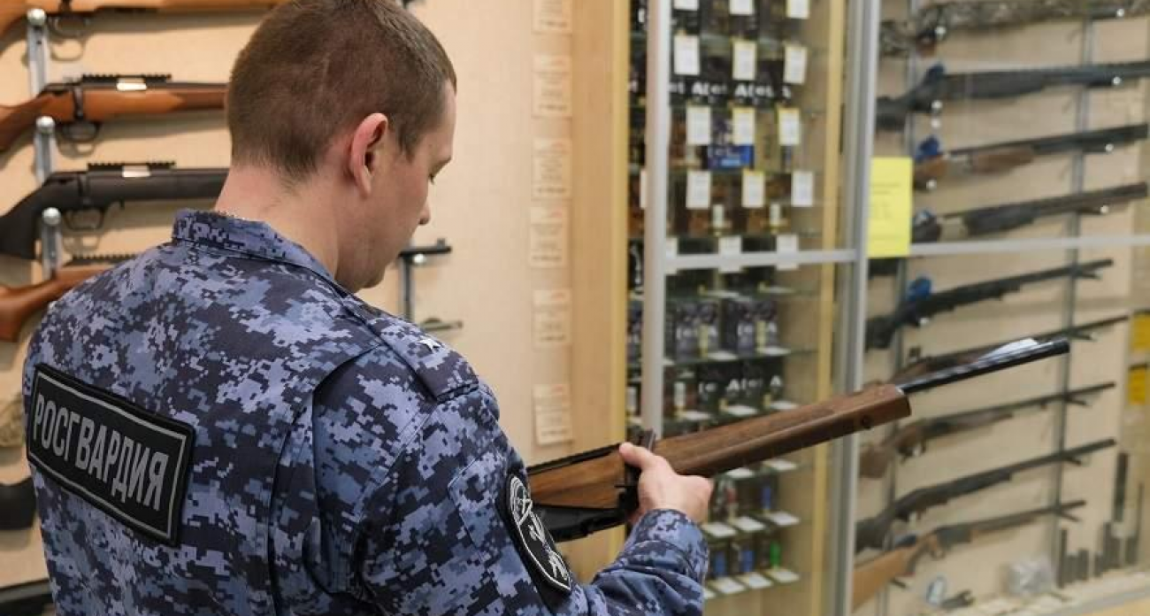 Росгвардия выявила нарушения у 106 владельцев оружия в Курской области
