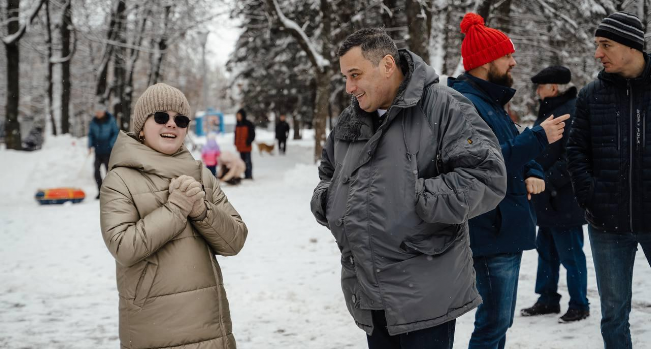 10-летняя Кира пожаловалась губернатору в прямом эфире — и парк Бородино засиял огнями
