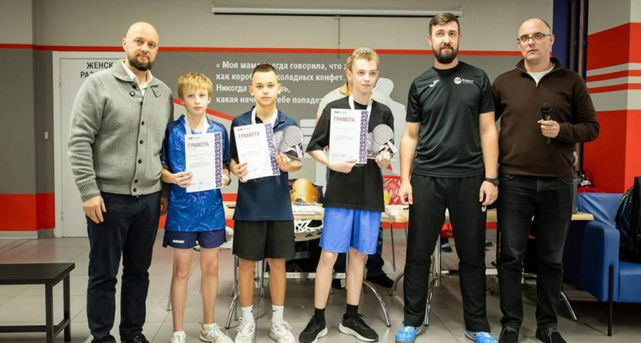 Юные теннисисты из Курской области сразились за кубок мэра в новогодние каникулы