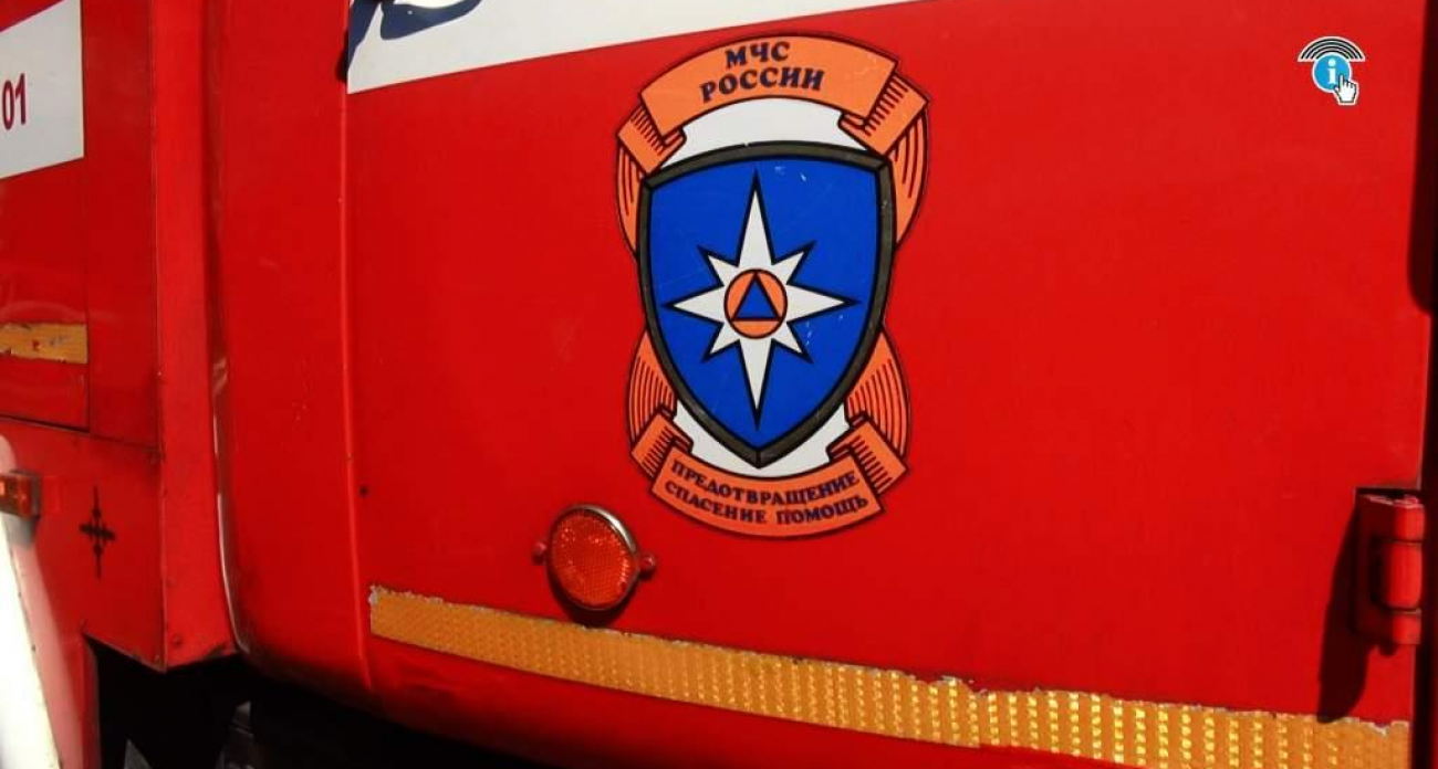 7 пожаров за сутки: в многоэтажке Курска спасатели вытащили человека из огня