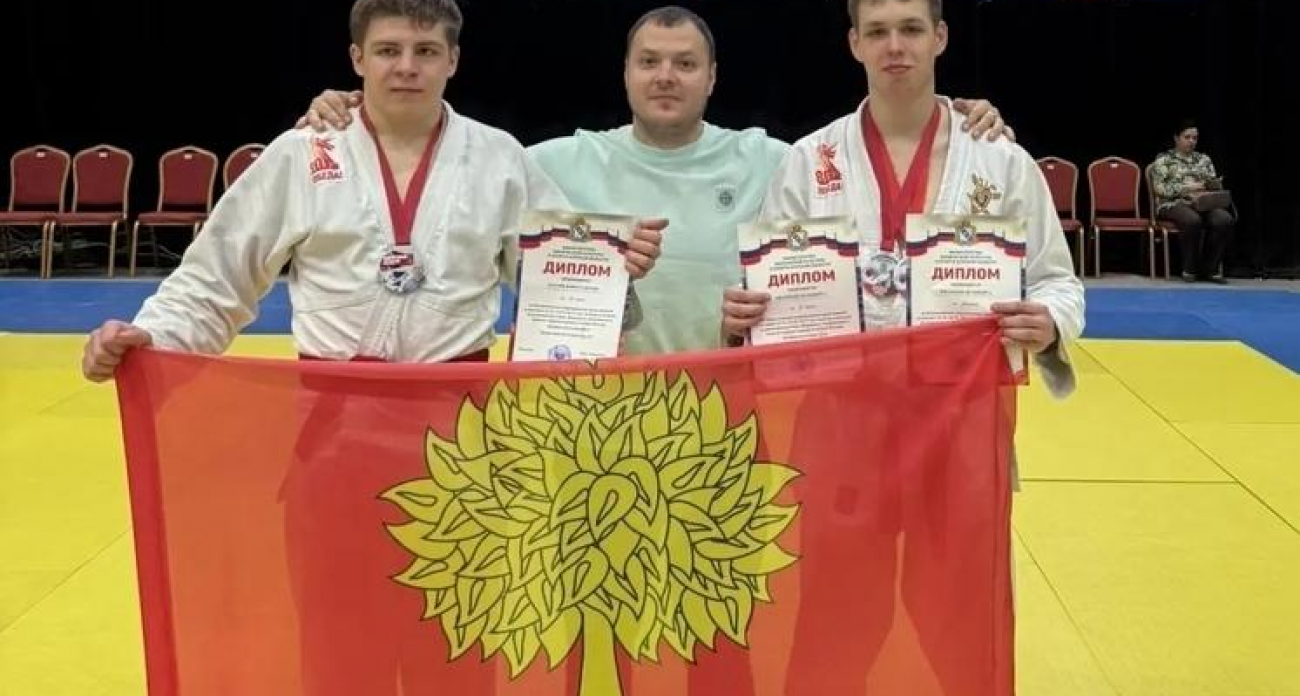 Липецкие бойцы покорили «Вершину»: 4 медали на всероссийском турнире с участием 500 атлетов