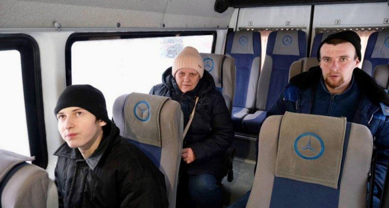 «Насильно удерживали»: Хинштейн показал фото трех курян, вернувшихся с Украины в ходе обмена