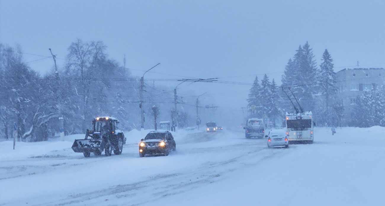Погодный ад: Сибирь засыпает снегом, а в Москве ждут первую оттепель до +3°C