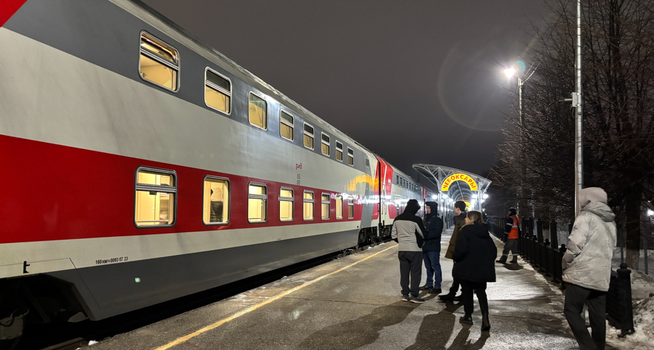 Сосед спит, а вы нет: секретный список вещей, которые превратят плацкарт в люкс