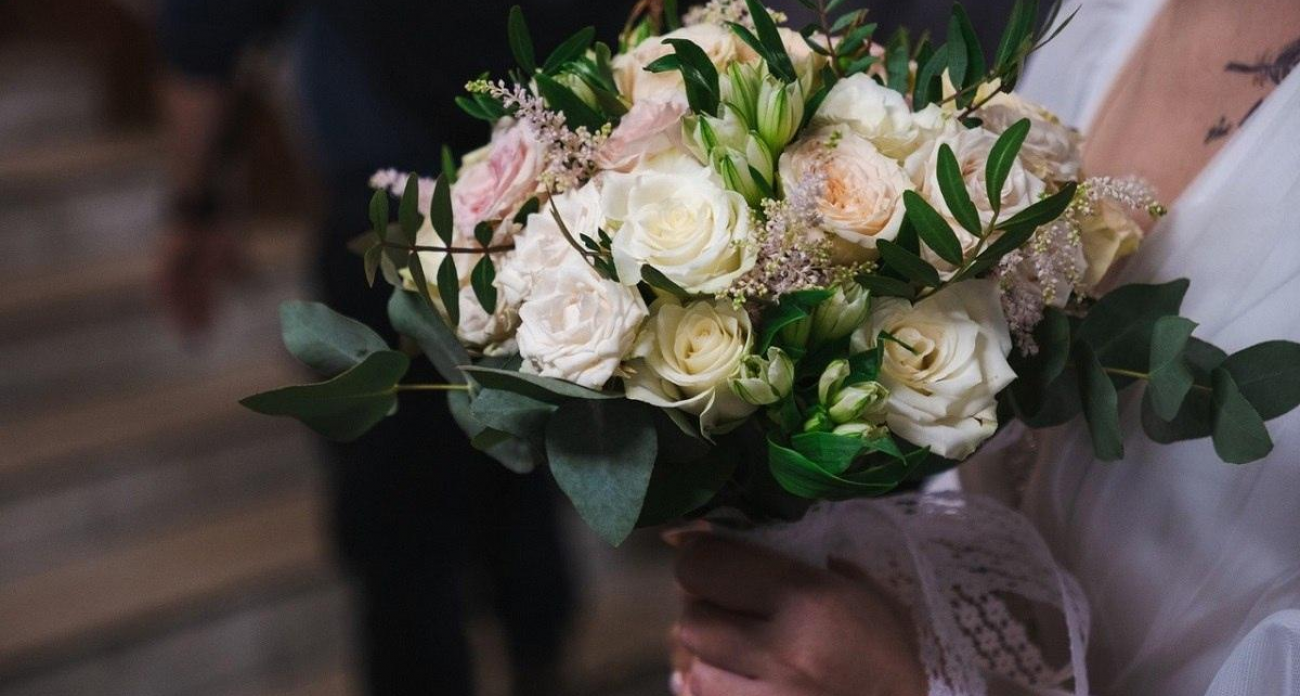 «Бриллиантовые» свадьбы и жених в 87 лет: в Курске число браков взлетело на 14%, а разводы рухнули