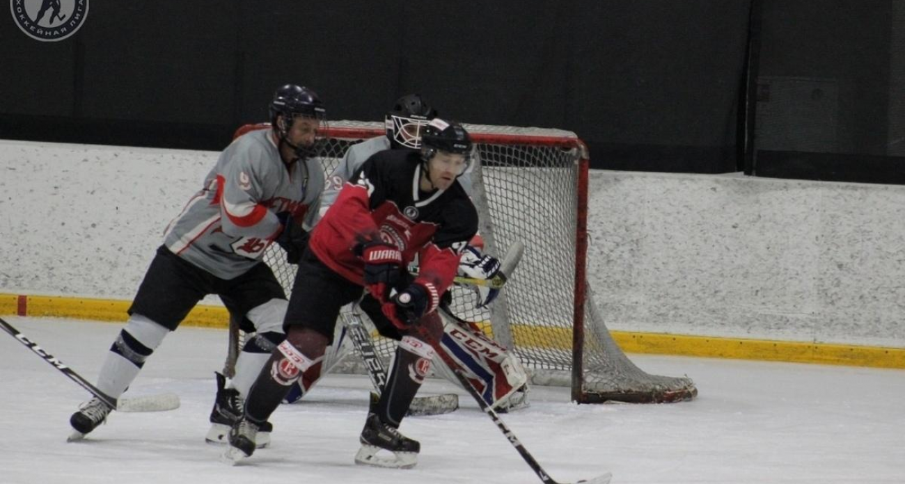 Счет 2:1 решил всё: курский «Витязь» вырвал победу у «Бастиона» и стал чемпионом Ночной лиги