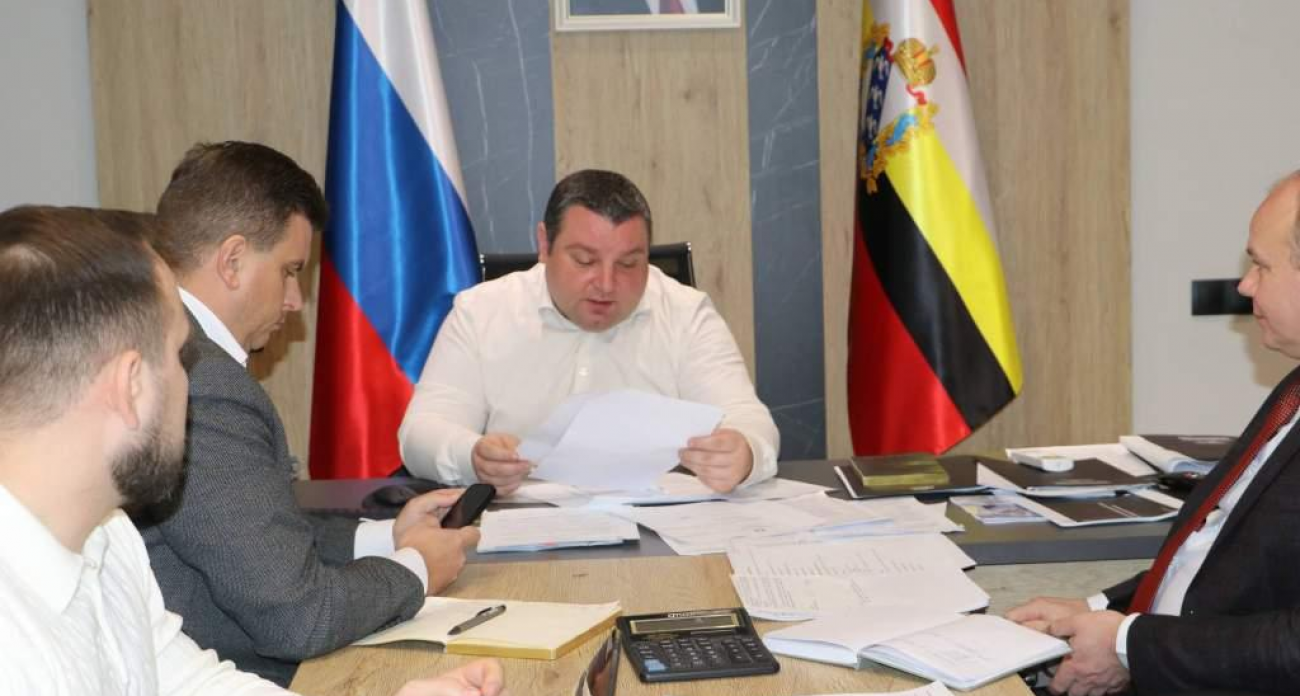 Трамваи в 2027-м и развязка в 2028-м: министр транспорта ответил на острые вопросы курян