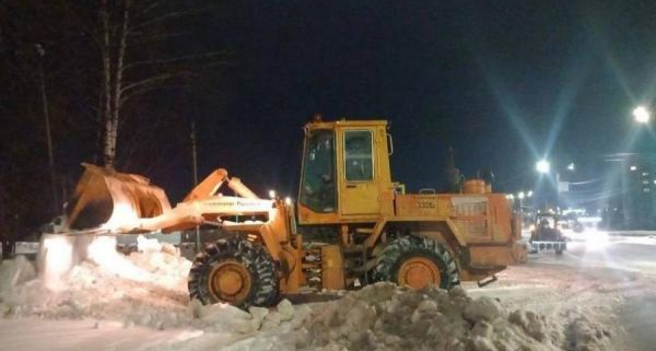 Конец снежной блокаде: в Курске при поддержке властей убрали фуры, парализовавшие 50 лет Октября