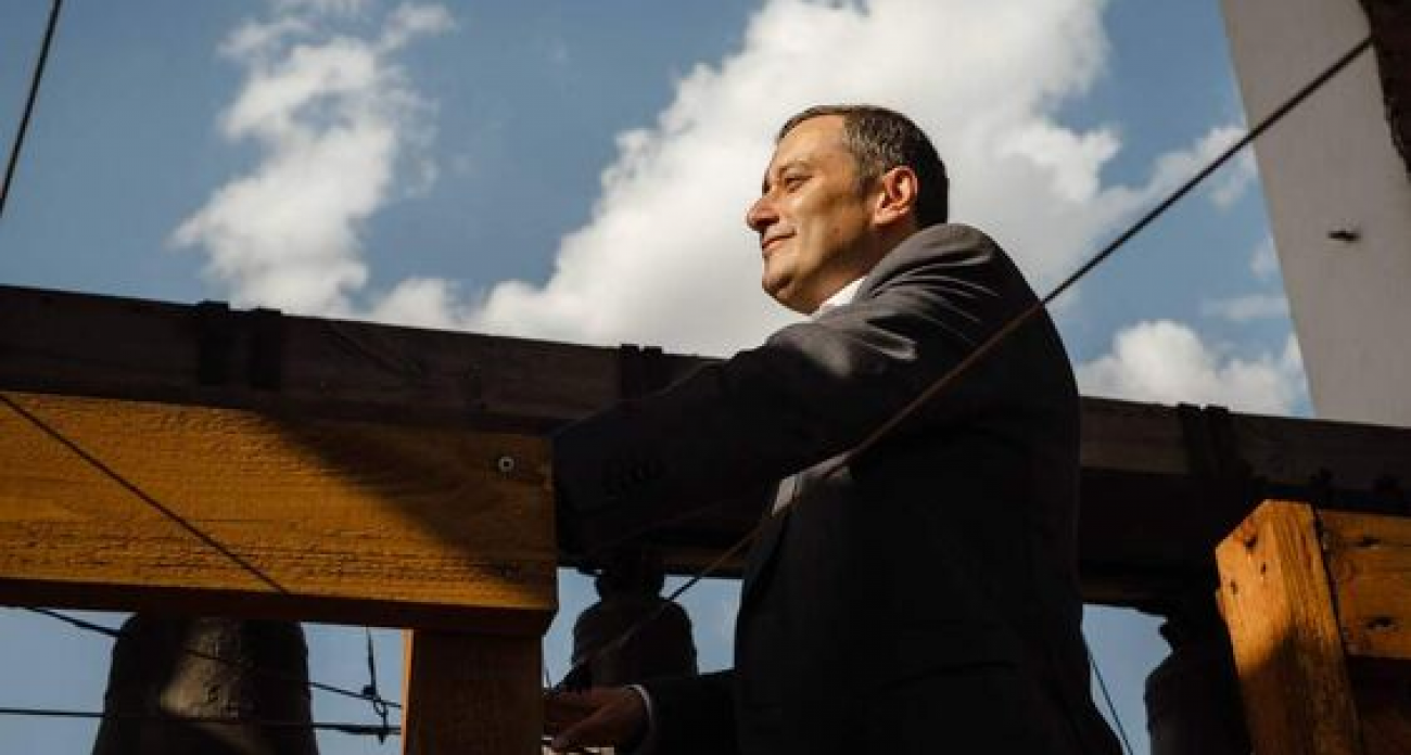 Хинштейн призвал курян расцветать в душе вместе с весной