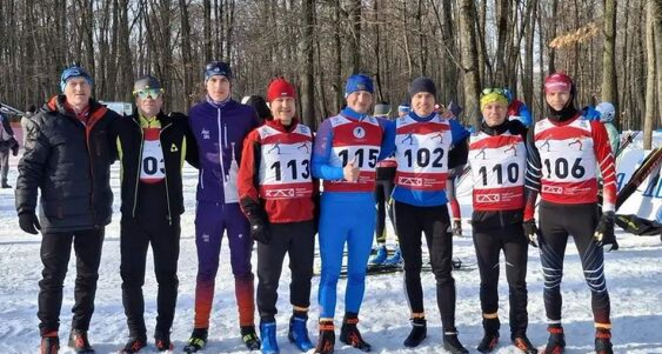 И.о. губернатора Курской области встал на лыжи вместе с сыном