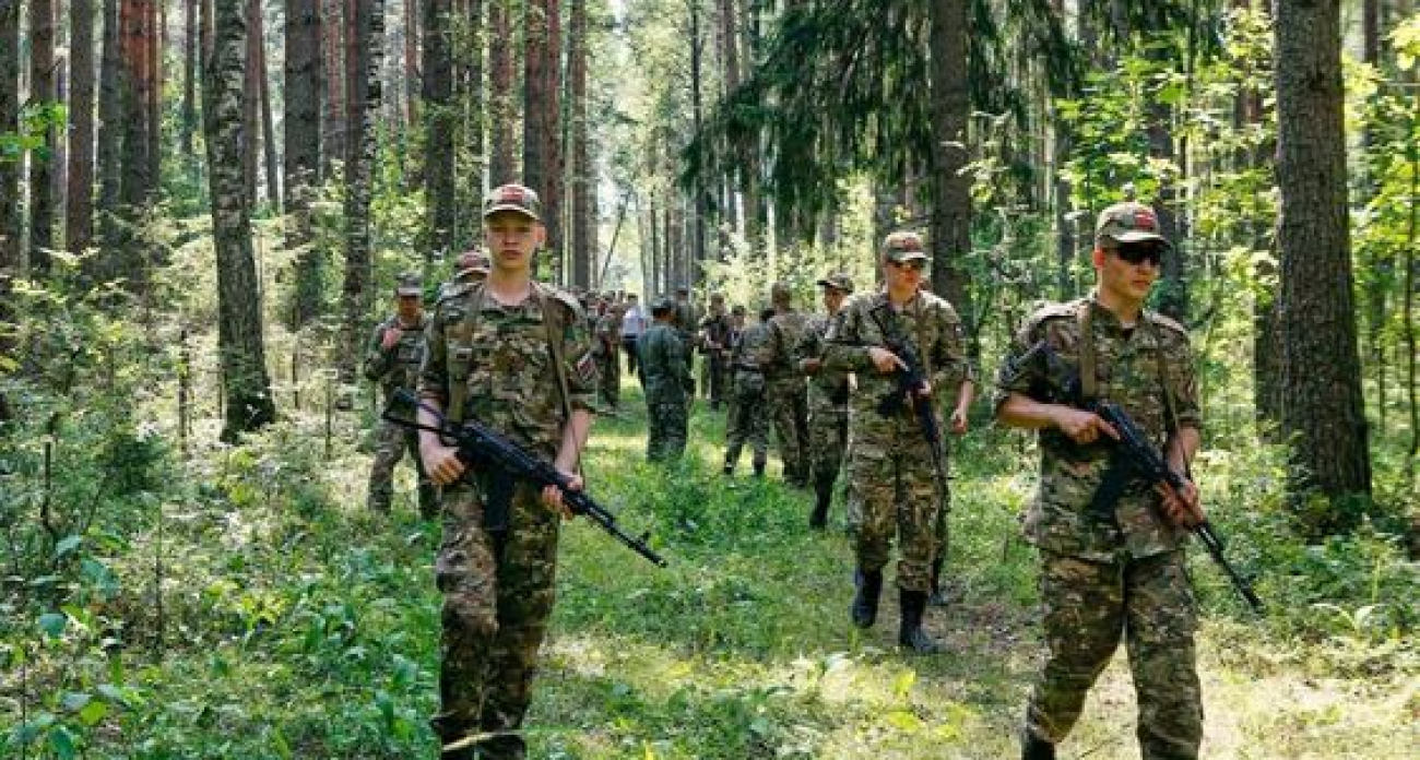 Курские школьники будут учиться управлять БПЛА в новой «Зарнице»