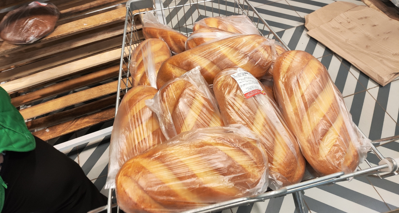 Батоны больше не будут прежними: с апреля вступает в силу новый ГОСТ на белый хлеб — что изменится для покупателей