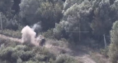 Российские военные уничтожили БМП ВСУ с помощью FPV-дрона в Курской области