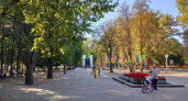В парке Героев Гражданской войны заменят урны и лавочки