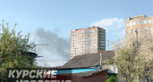 Черный дым над улицей 50 лет Октября: пожарные выехали на место возгорания