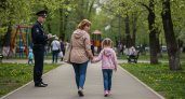 Изъятие детей и штрафы родителям: за какие прогулки наказывают семьи в России