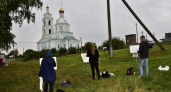 80 одаренных художников из 6 регионов собрались в Железногорске на юбилейный пленэр к 80-летию Победы