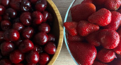 Врач назвала популярную ягоду смертельно опасной для миллионов людей — проверьте, входите ли вы в группу риска