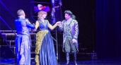 "Наследники Мельпомены" показали в Железногорске мюзикл о любви и предательстве княжны Таракановой