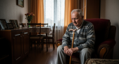 «Пенсионерам с двушками дают особые браслеты — вот что они умеют»