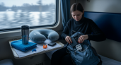 Мой чемоданный минимум для идеальной поездки на поезде: 12 вещей, которые превратят купе в уютный дом на колесах
