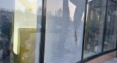 В курском ТЦ «Радуга» в Пасху разбили витрину у банкомата