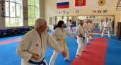 80-летний каратист из «Курского долголетия» сдал квалификационный экзамен по киокусинкай