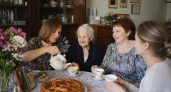 Курсковчанка, назвавшая дочерей Вера, Надежда и Любовь, отметила 100-летие