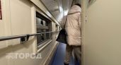 Пассажирка с верхней полки в 7 утра потребовала уступить ей место: что по закону обязан сделать каждый