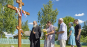 На месте больницы, где работал святитель Лука, освятили поклонный крест