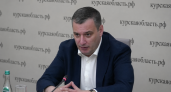 Хинштейн пообещал связаться с УФАС из-за аварийной улицы Пучковка в Курске