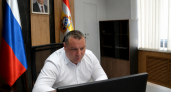 Хинштейн потребовал сделать переход в Олымском, где жителей штрафуют за путь через рельсы