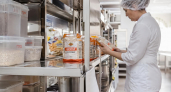 В школах и детсадах Курской области нашли просрочку и продукты без маркировки