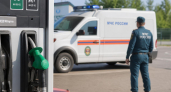 При атаке дрона на заправку в Курской области пострадал местный житель