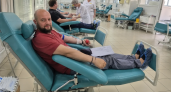 Мэр Курска Евгений Маслов сдал кровь и призвал горожан присоединиться