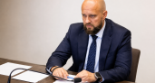 Маслов в Курске назвал главные проблемы: свет в сквере и подготовка к зиме
