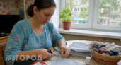 Перестала выбрасывать старые футболки: плету из них нескользящие коврики для дома за один вечер без шитья