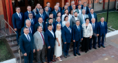 Хинштейн наградил депутатов облдумы, принявших более тысячи актов за пять лет