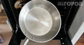 Перестаньте совершать эту ошибку при мытье посуды: так вы гарантированно испортите антипригарное покрытие