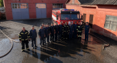 В Курской области пожарного водителя с 30-летним стажем проводили под вой сирен