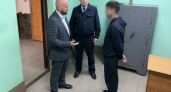 В Курске 18-летнему парню после поломки камеры предложили работу в благоустройстве